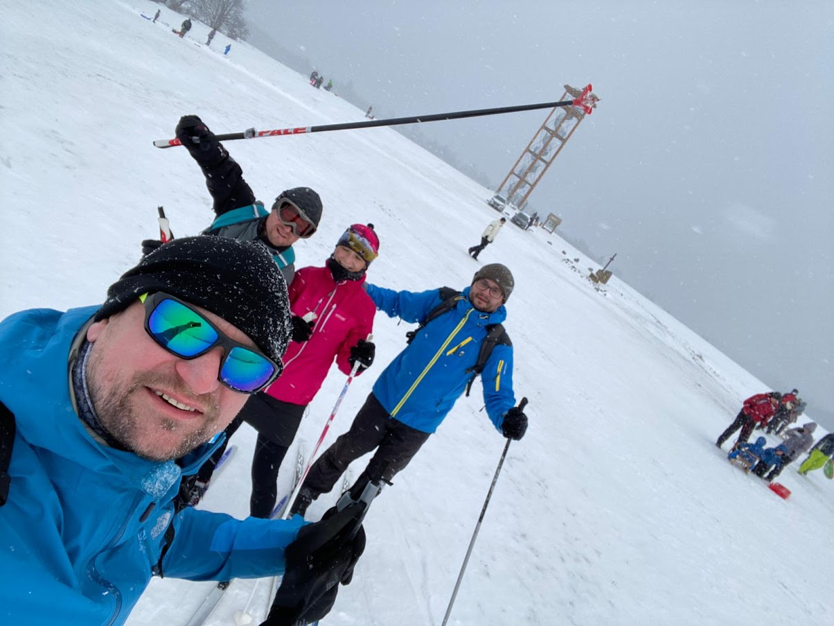 pevná vůle - 4 lyžaři na běžkách